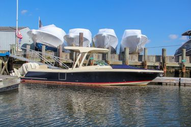 31' Chris-craft 2019 Yacht For Sale